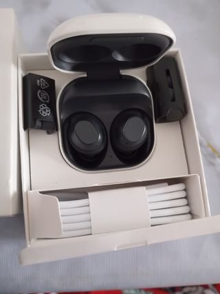 Samsung Galaxy Buds FE - Auriculares inalámbricos