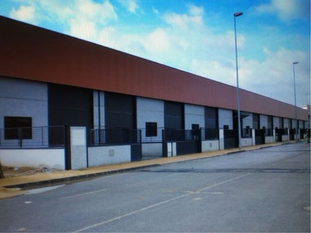 Nave comercial Huévar del Aljarafe - venta