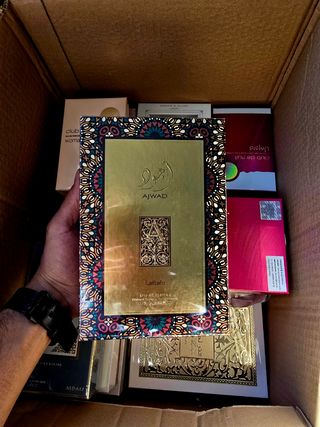Perfume arabe AJWAD