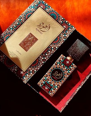 Perfume arabe AJWAD