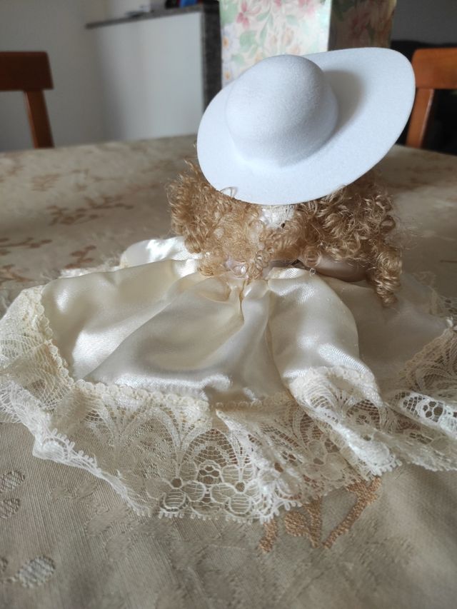 Bambola Porcellana Vintage