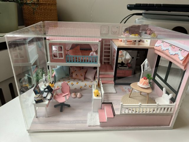 Casita de muñecas en miniatura