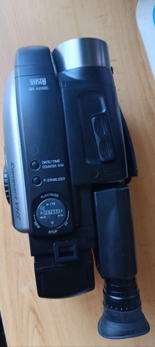 Cámara JVC VHS  GR-AX680EG
