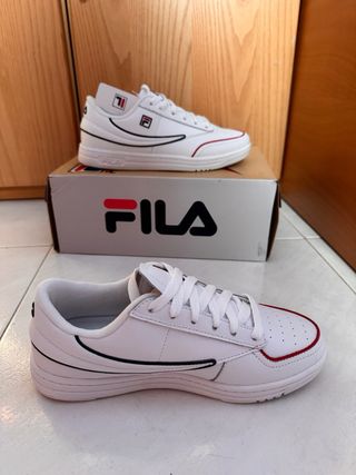 NUEVO Fila zapatillas deportivas Num 37.5