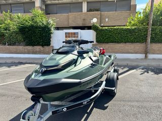 SeaDoo GTX 300 2024  30 horas  Garantía hasta 2027