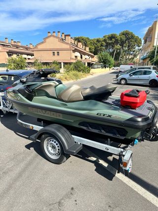 SeaDoo GTX 300 2024  30 horas  Garantía hasta 2027