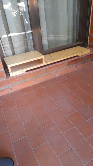 Escalon para apoyo mueble en puerta camper