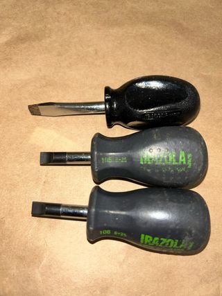 Destornilladores cortos