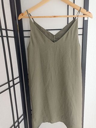 Vestido minimalista pimkie 