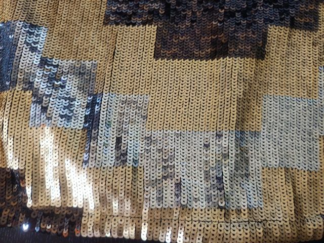 Falda de lentejuelas de Lefties