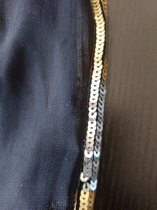 Falda de lentejuelas de Lefties