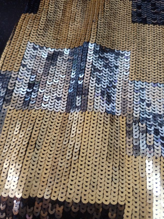 Falda de lentejuelas de Lefties