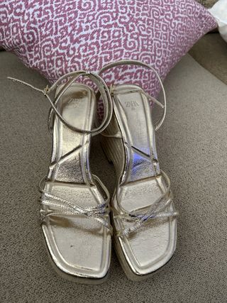 Sandalias Zara