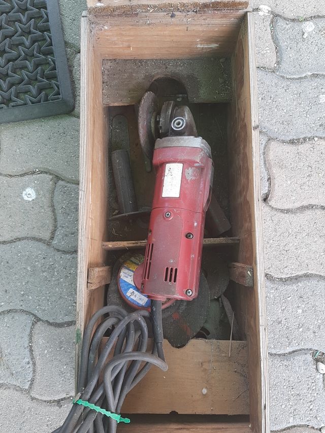 Flessibile smerigliatrice mola