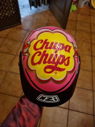 Cascos NZI Edición CHUPA CHUPS. PRACTICAMENTE NUEV