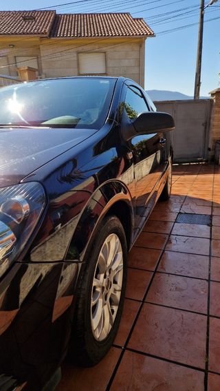 Opel Astra gtc 1.9Cdti 120 sport 2008