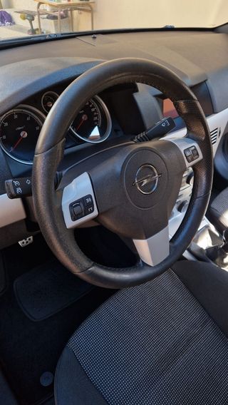 Opel Astra gtc 1.9Cdti 120 sport 2008