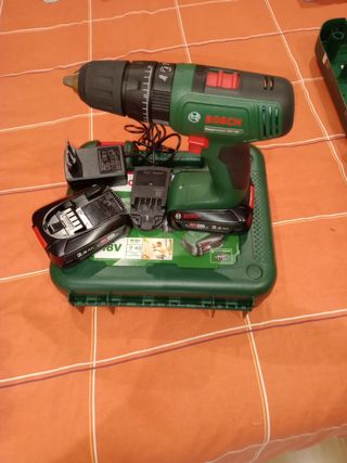 Taladro Atornillador Percutor Bosch 18V-40