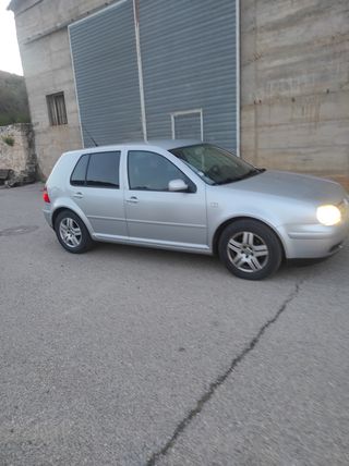 Volkswagen Golf 2001