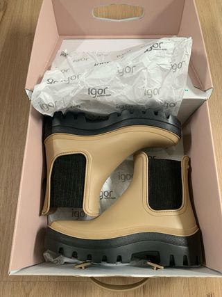 Botas Igor beis mujer talla 39