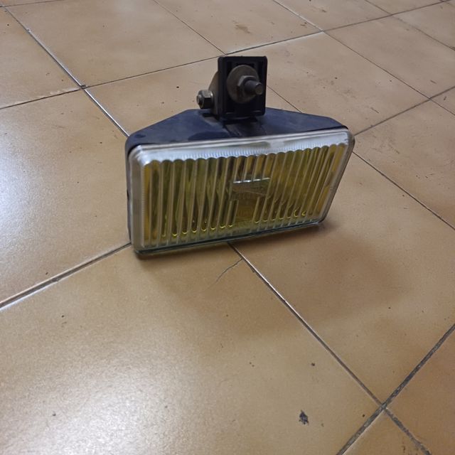 1 Faro antiniebla FER