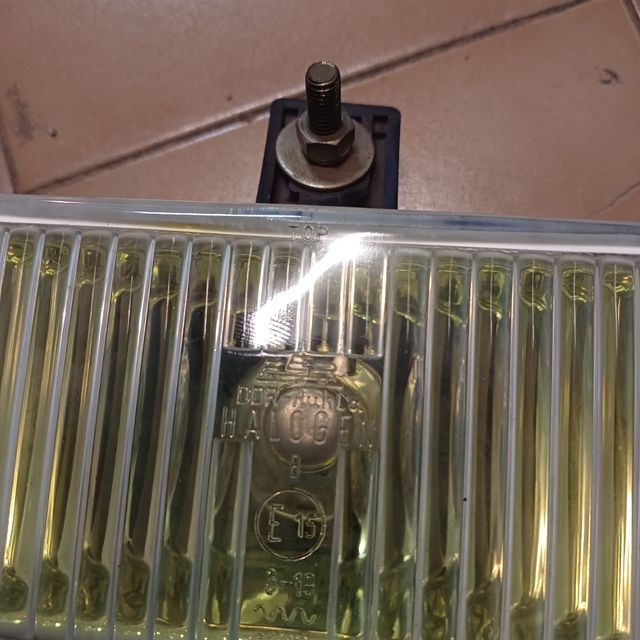 1 Faro antiniebla FER