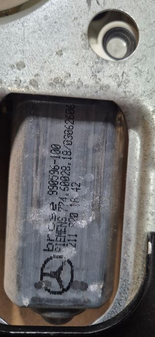 Elevalunas del. Izq. Mercedes Clase C