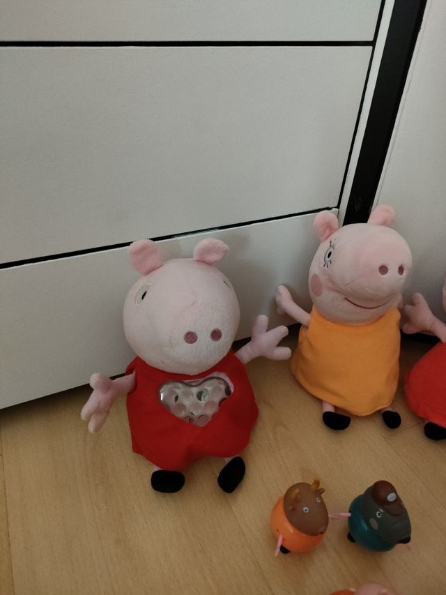 Peppa Pig peluches, bailarina, figuras
