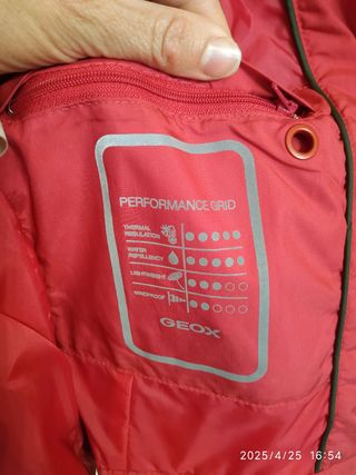 Chaqueta Geox roja T-4