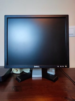 Ordenador más pantalla más impresora
