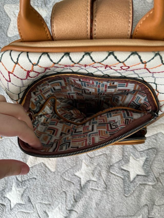 Mochila Anekke + monedero (Se venden juntos)