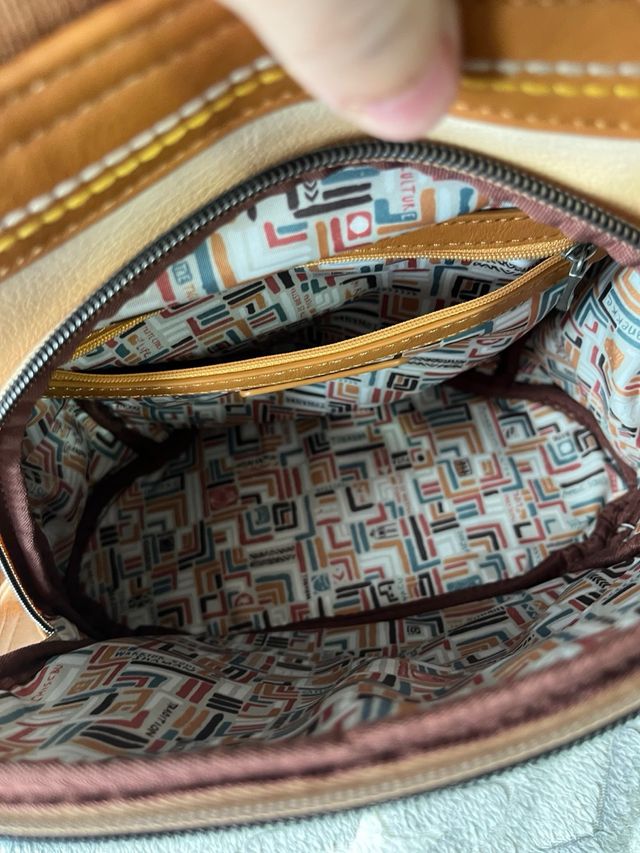 Mochila Anekke + monedero (Se venden juntos)