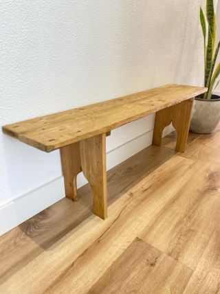 Banco rústico de madera