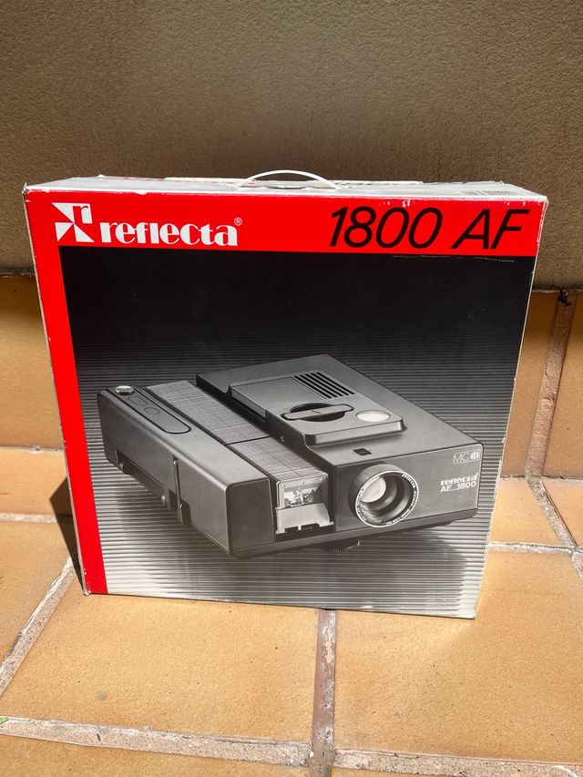 Proyector Reflecta 1800 AF