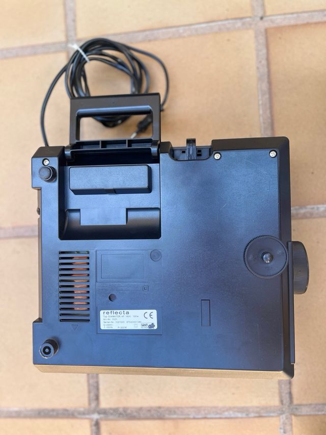 Proyector Reflecta 1800 AF