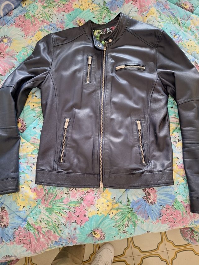 Giacca in pelle blu da donna