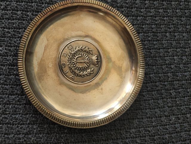 Bandeja Plata Vintage. Emblema