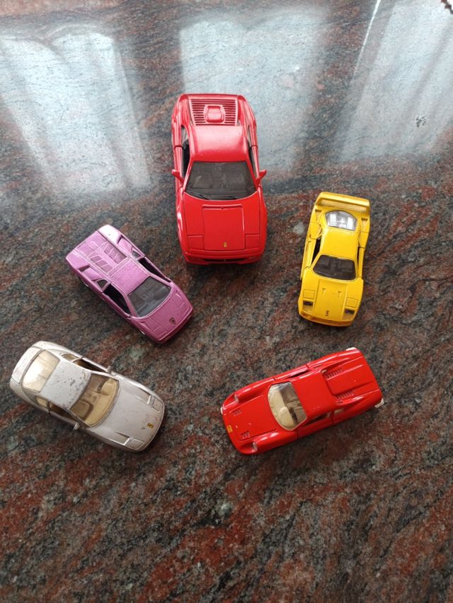 5 Coches miniatura Ferrari & Lamborghini