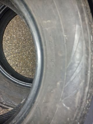 Neumáticos usados 225/60R16 98H