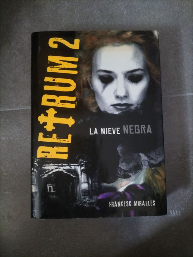 Retrum 2: La nieve negra