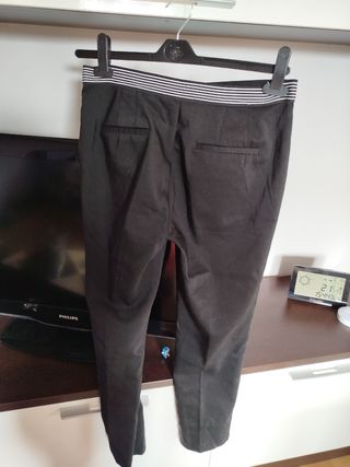 PANTALÓN 
