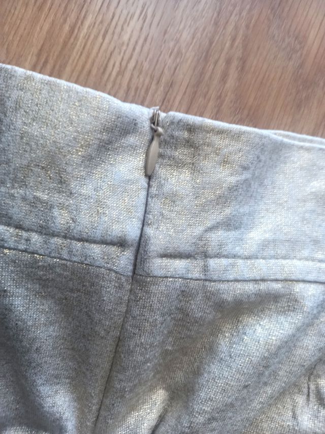 Falda lúrex laminado globo Zara