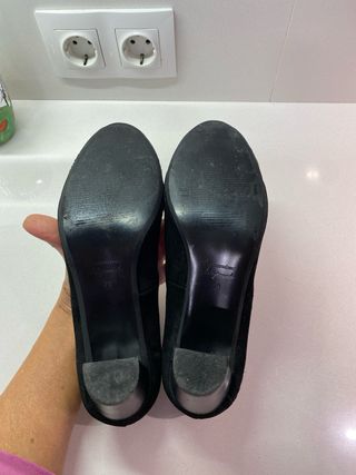 Zapatos de tacon negros talla 38
