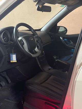 Mahindra XUV 500 2017