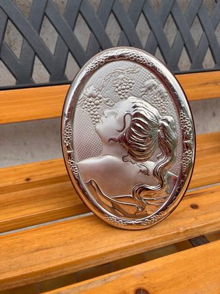 Quadro argento - Donna con uva