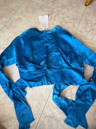 camicia con schiena scoperta