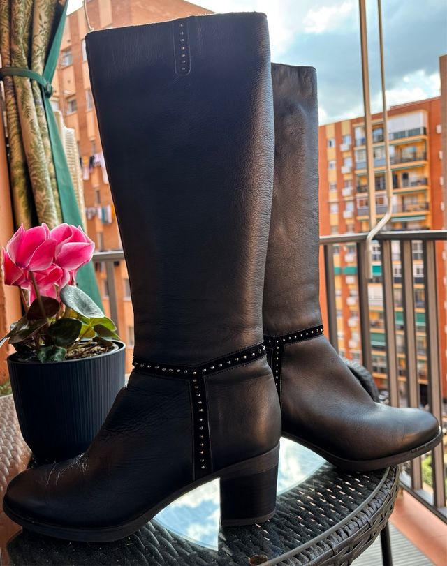 Botas altas de piel