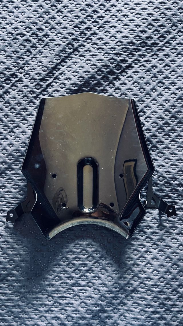 Cúpula alta PUIG Honda CB650R.