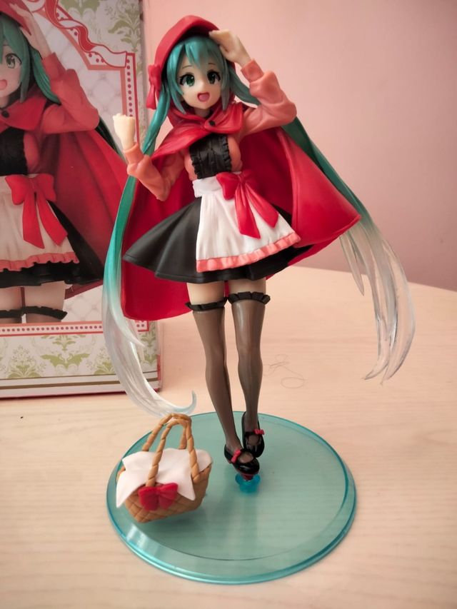 Miku Caperucita