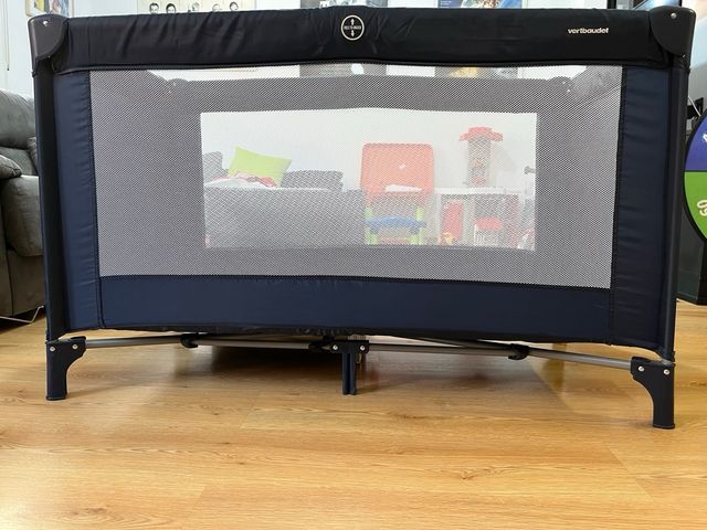 Cuna viaje + colchón Visco + Protectores + Sabanas